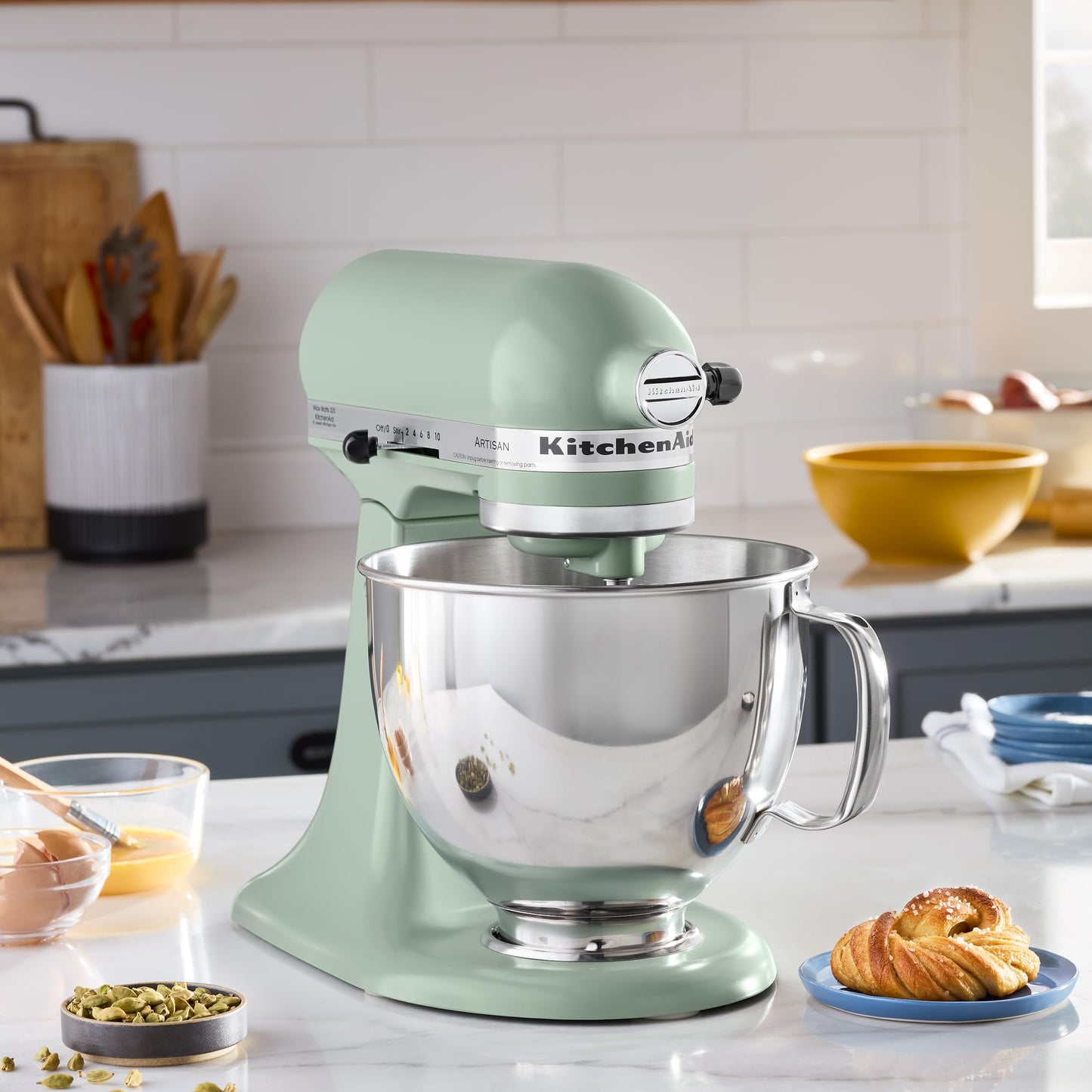 KitchenAid Artisan Series 5 Quart Tilt Head Stand Mixer with Pouring Shield KSM150PS, Aqua Sky
