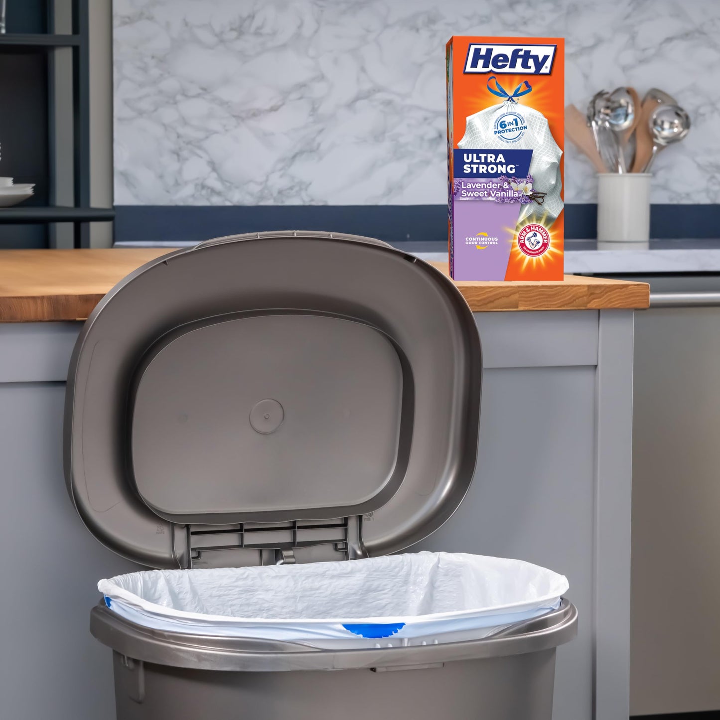Hefty Ultra Strong Tall Kitchen Trash Bags, Citrus Twist Scent, 13 Gallon, 80 Count